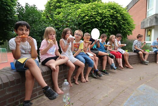 Zum Abendessen gab es leckere Pizza