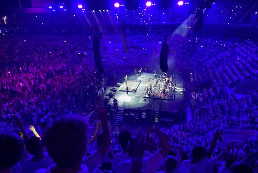 Arena mit Publikum